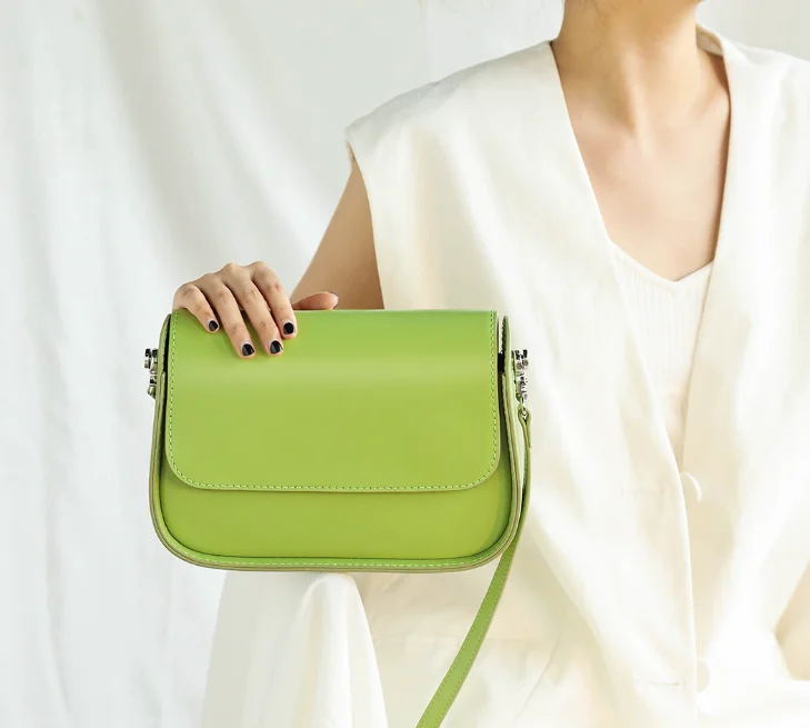 

A158 2023 Hot Men and Women Leather Medium Large Handbag Shoulder Bags Large Capacity Ladies Single Shoulder Bag Crossbody Bag