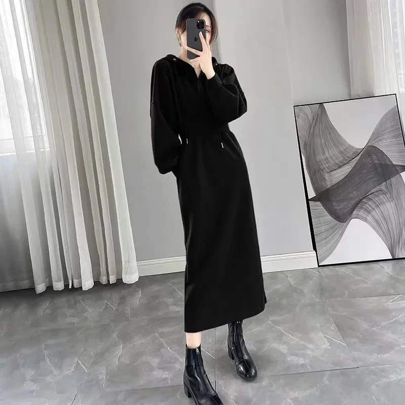 2024 Autumn/Winter Dress Waist Wrap for Slimming with Plush Long Sleeve Hooded Sweater Mid length Hepburn style Fishtail Dress W