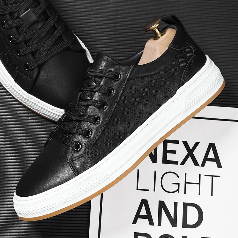 

Mens Leather Casual Oxford Shoes Autumn New Trend Flats Daily Commute Skateboard Shoes Youth Latest Trend Black White Sneakers