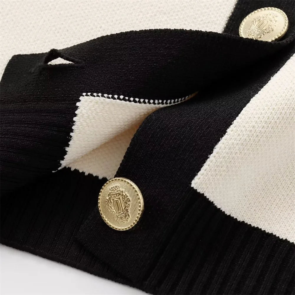 Spring New Women's Fashion and Elegance Slim Fit Versatile Knitted Spliced Short sleeved Coat