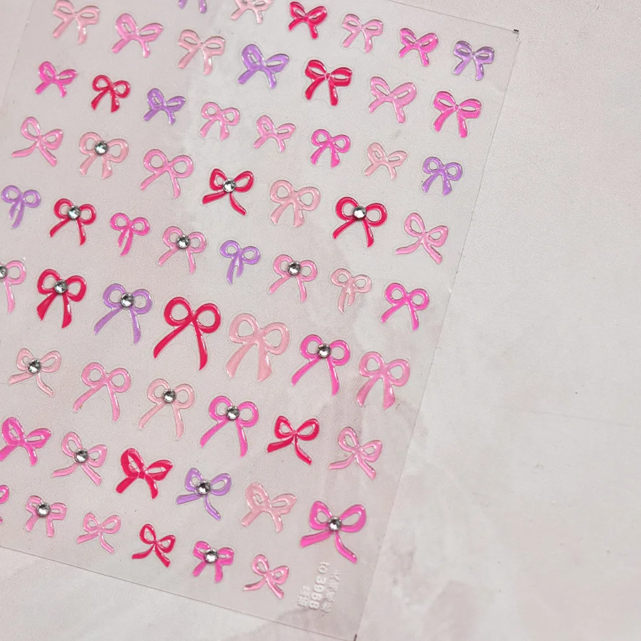 Glänzende rote Schleife Fliege Seidenband Schmetterling 5D Nail Art Aufkleber Perle Strasssteine selbstklebende Dekoration Maniküre Aufkleber – Detail 16