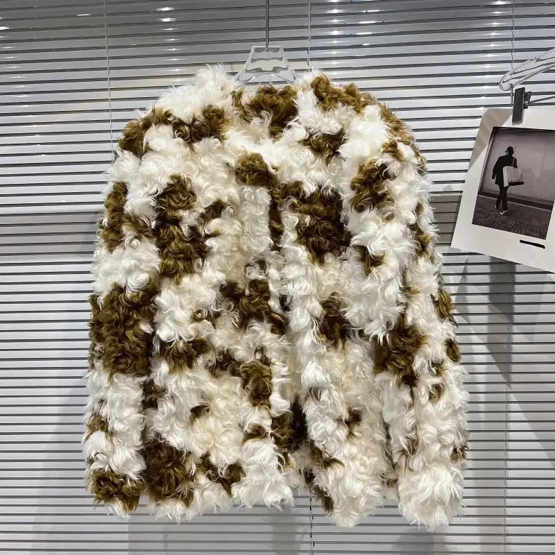 Рисунок 3 - женская зимняя куртка из искусственного меха