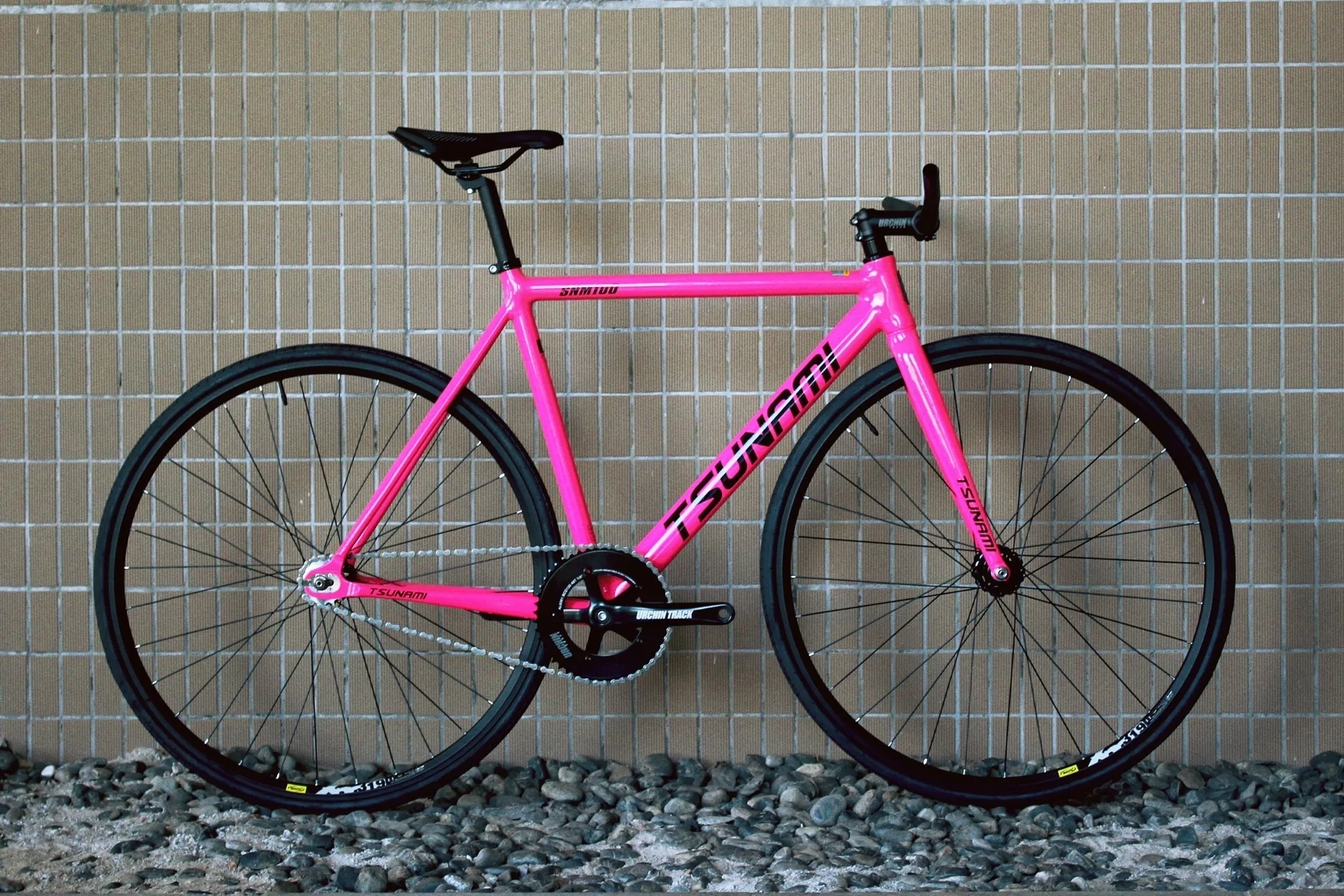 ブレーキなし 52/55/58CM TSUNAMI SNM100 ピストバイク 完成車 アルミ