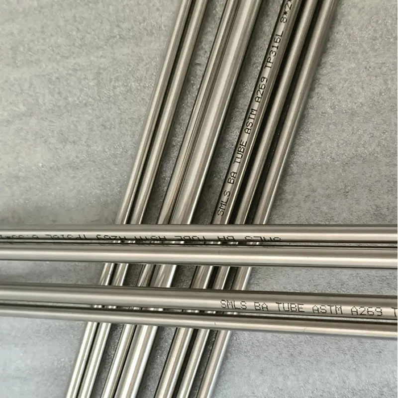 316L 스테인레스 스틸 모세관 파이프 OD 9.53mm 3/8인치 용접 비드 없음 광택 BA 위생 파이프(실험실 장비용)