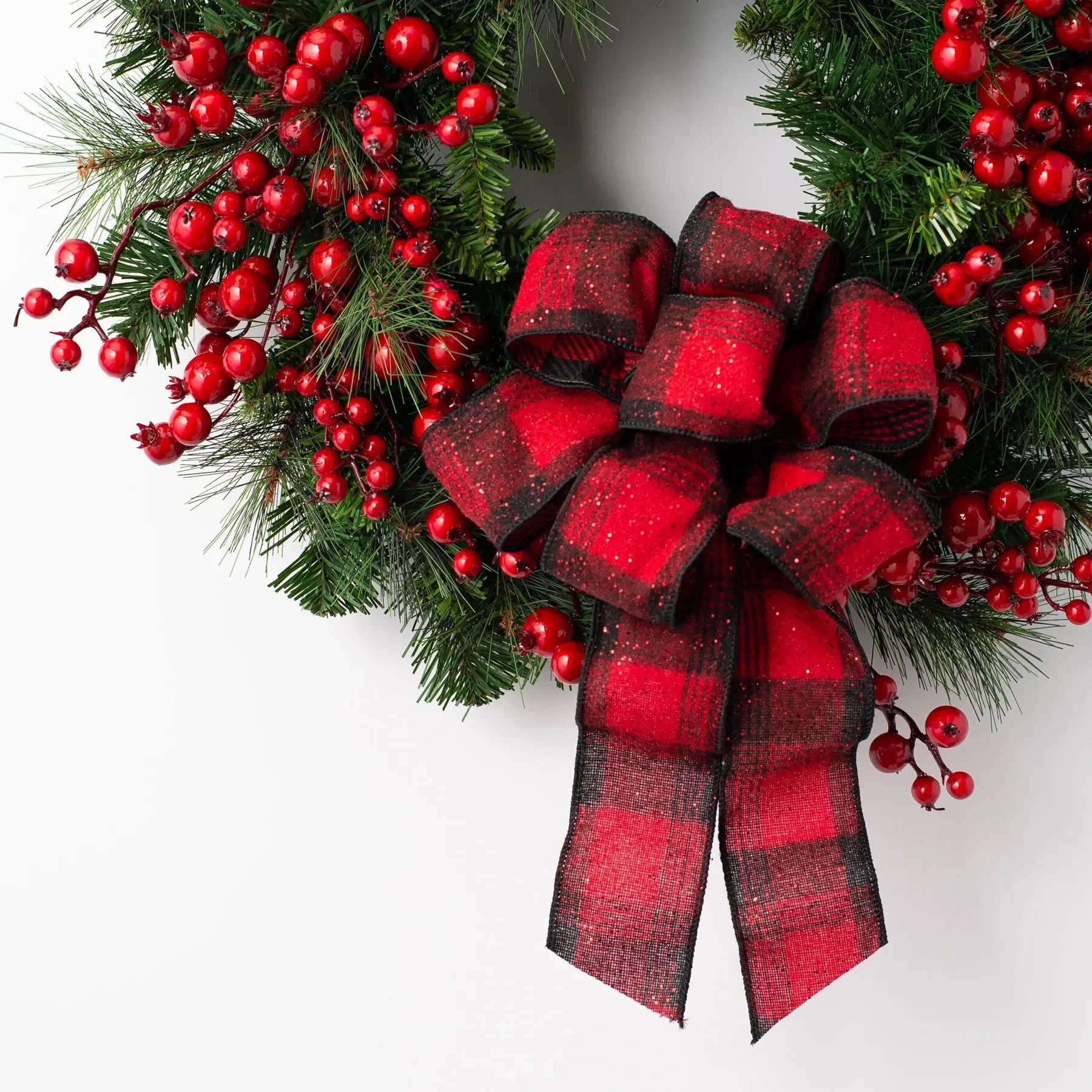 1 Stück 15,75 Zoll Weihnachtskranz mit roten Früchten, geeignet als Türdekoration, Heimdekoration, Simulationsblumenkranz_voghion.com