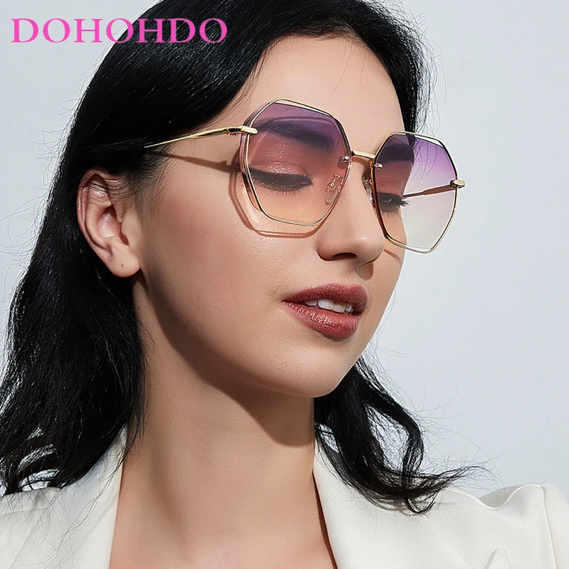 

DOHOHDO Polygon Metal Sun Glasses For Women 2024 Fashion Luxury Men Sunglasses Retro Advanced Sense Female Eyewear Shades UV400