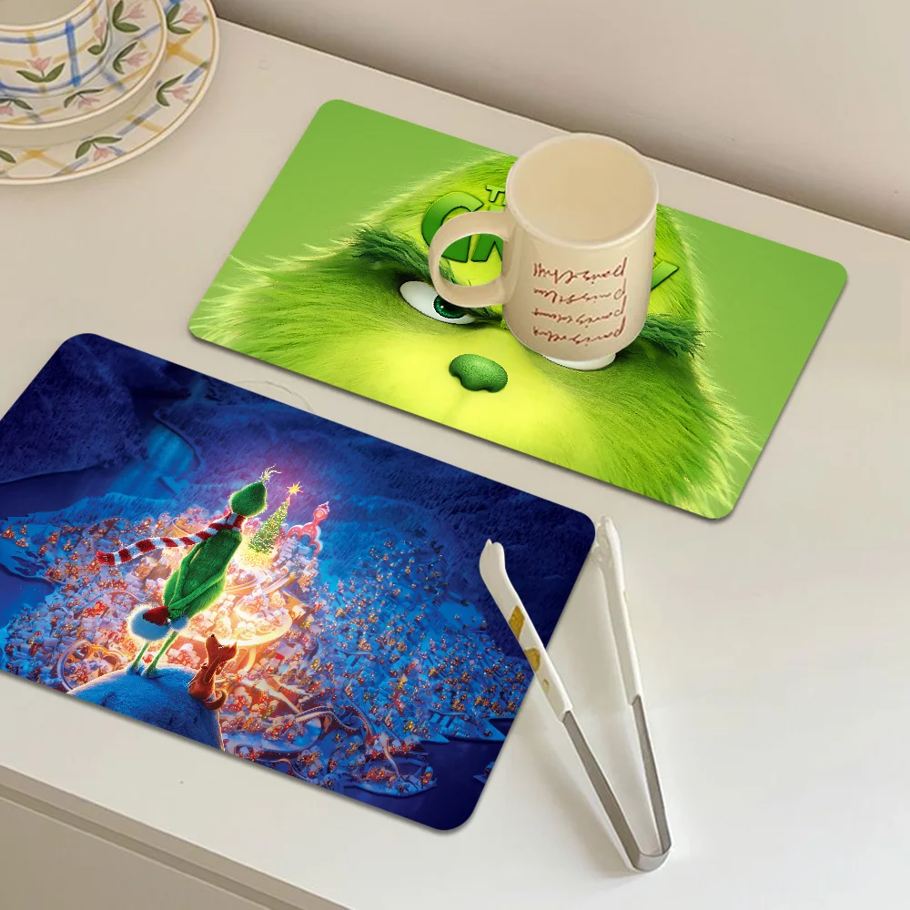 How The D-Green Of Monster G-Grinch Table Drain Pad Tabletop Absorbent Draining Mat Tableware Mats Placemats for Table Decor 5