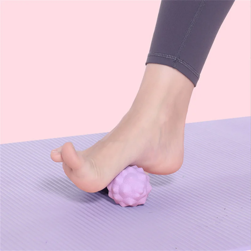6.5cm Yoga Ball Relaxation Fitness Fascia Ball Hands Feet Gym Equipment Relax Muscles Home Gym Equipment Exercise