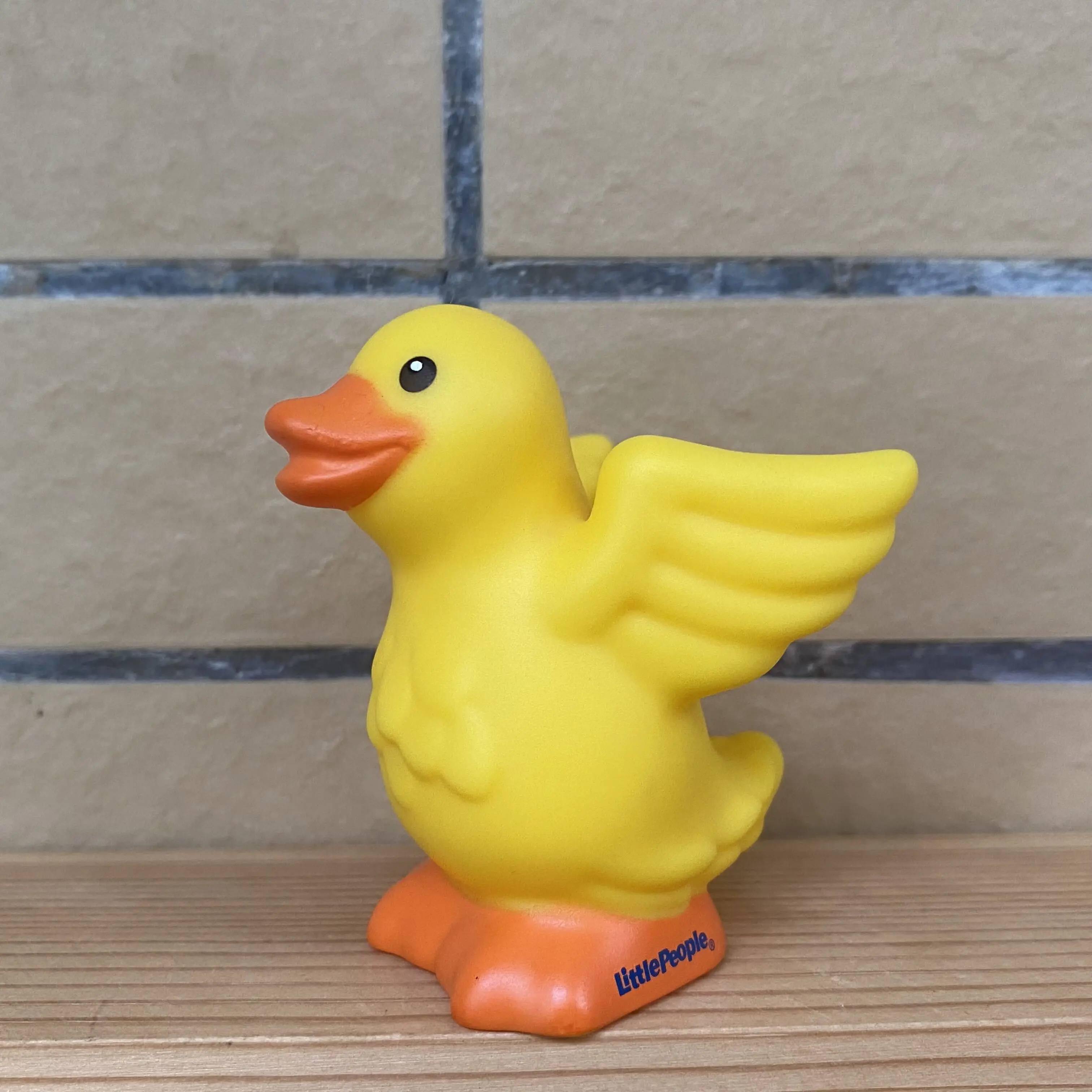 

Fisher Price Little People Yellow Farm Easter Nativity Duck Rare Figure TOY( 2.5-3 INCH)