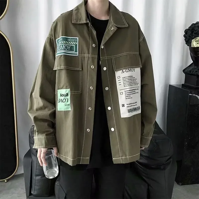 thumbnail image 1 of Abrigo vaquero con botones y parches de carga para hombre, chaqueta vaquera negra para hombre, ropa de abrigo de otoño e invierno a bajo precio, de marca, lavada, holgada, talla L, 1 of 5