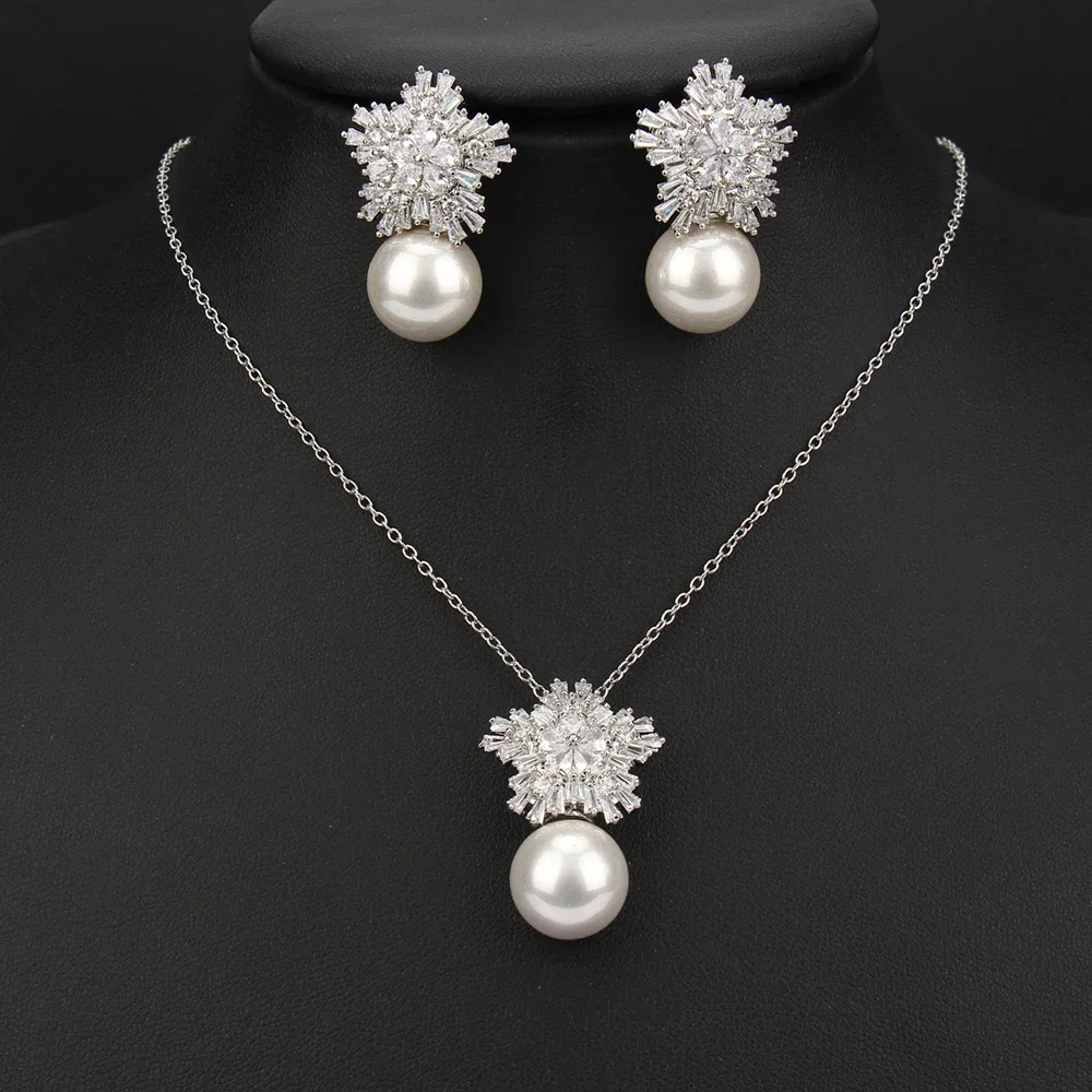 Set De Bijoux En Zircon AAA+ – Collier Et Boucles D'oreilles, Argenté, Neuf Avec étiquettes