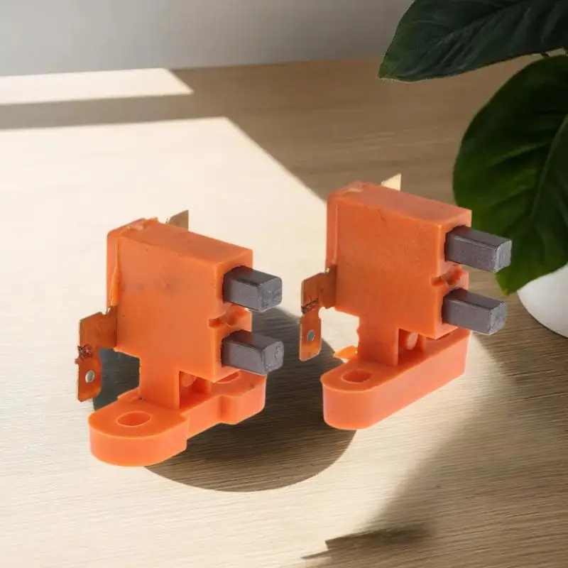 2/4Pcs 전기 브러시 홀더 레귤레이터 2KW-3KW 5KW-8KW 전기 구리 카본 브러시 홀더 용 발전기 액세서리