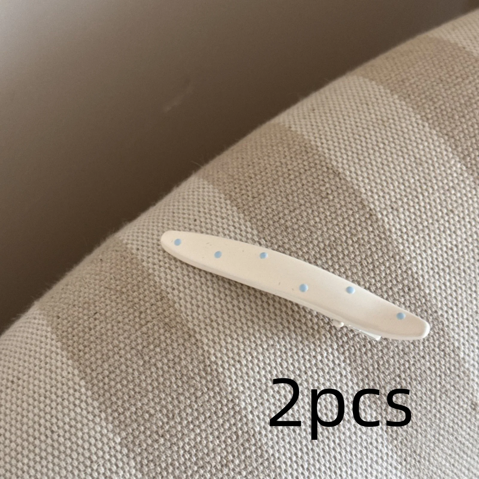 2PCS Style Creamy Blue and White Polka Dot Hair Clips, Korean-style Duckbill Clips, Fashionable Bangs Clips for Cute　Women