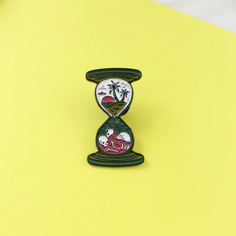 Spilla A Clessidra Verde Clessidra Lonely Island Sunset Coconut Tree Skull Skeleton Smalto Pin Personalità Halloween Badge Gift
