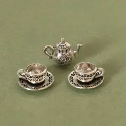 Miniature Dollhouse Tea Set with Classic Alloy Wine Pot and Coffee Cups Decor (Silver)