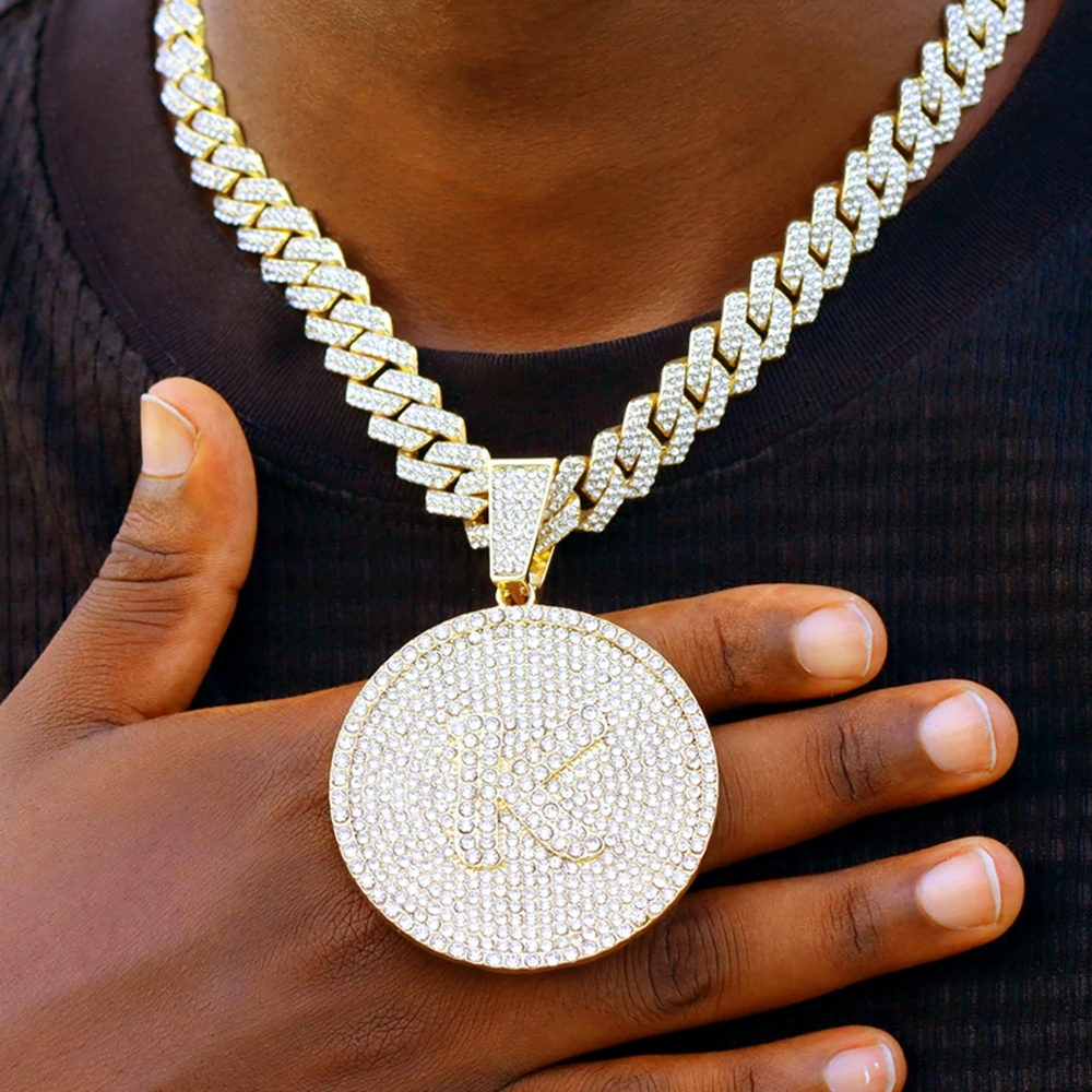 CollierpendentifavecnominitialpourhommeHipHopbiscuitsglac