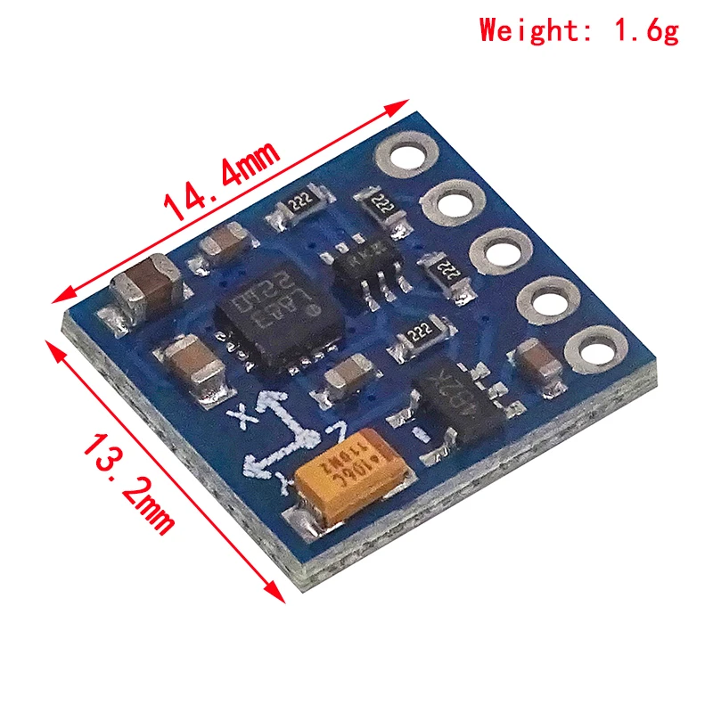 Module boussole magnétique GY-271 QMC5883L 3 axes posé sur une surface plane, avec une règle à côté pour l'échelle.