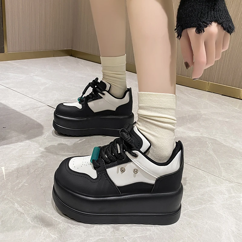 Women Leather Chunky Sneakers New Autumn High Platform Casual Shoes Lace-up Dad Sport Shoes Woman 8CM Wedge Vulcanized Dad Shoes