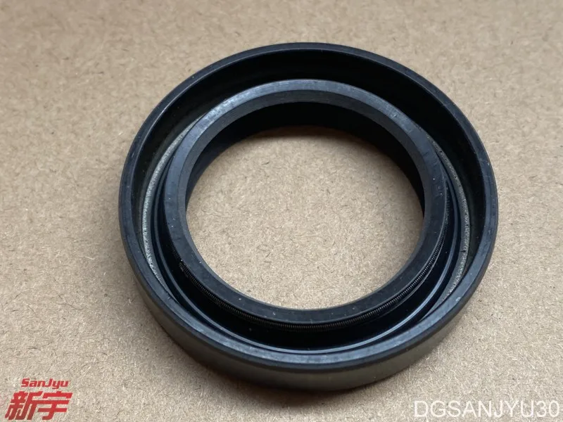 PAJERO V20V30V40V70V60 M/T OIL SEAL T/F FRONT OUTPUT SHAFT MD712012 15Z 36 52 10 AE