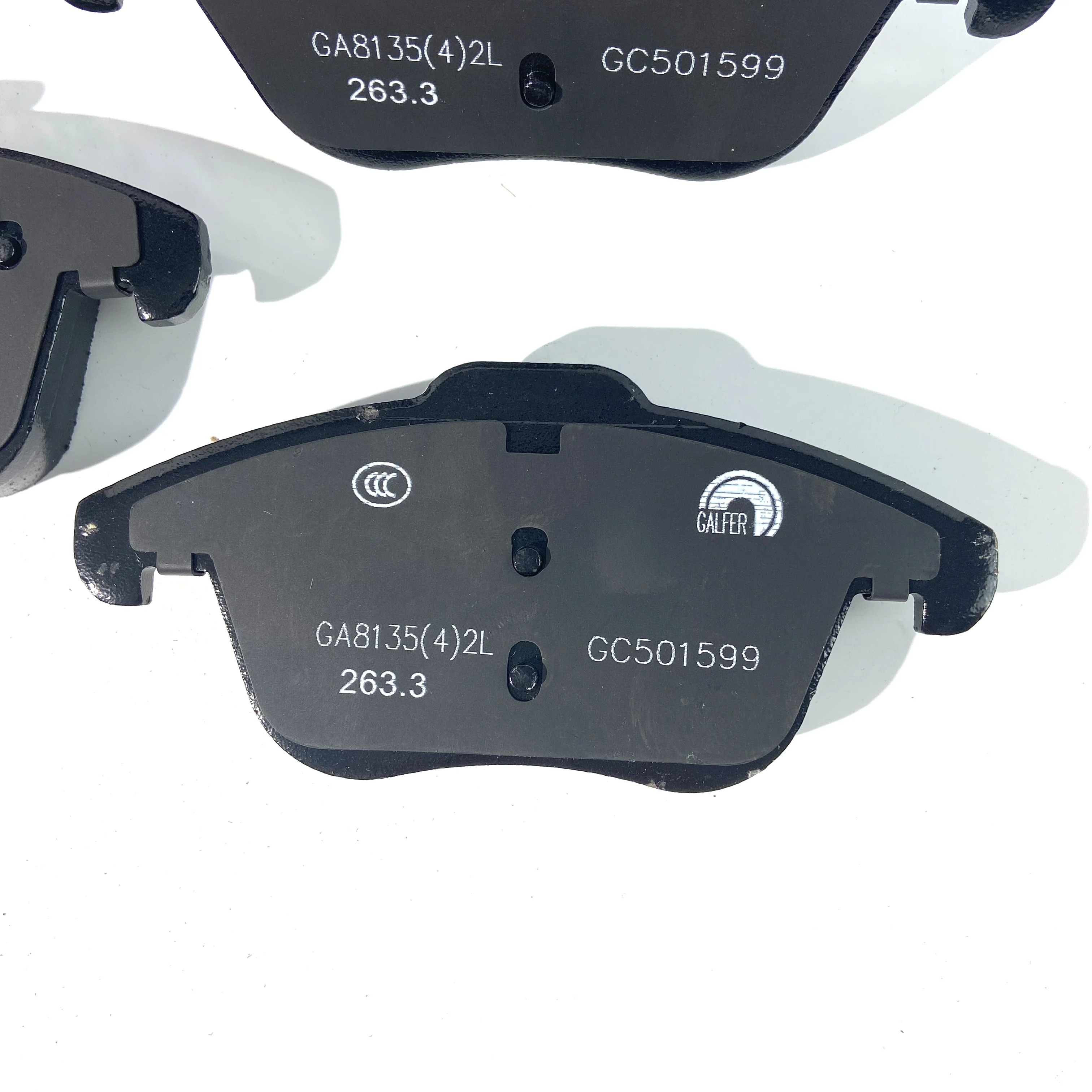 Front brake pad set LR004936 LR134692 C2C42014 for LAND ROVER RANGE ROVER EVOQUE LR2 Jaguar XF