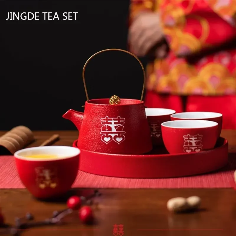 Red Ceramic Double Happiness Tea Pot Set Chinese Wedding Tea Sets Teacup Tray Suit Customized Exquisite Porcelain Teaware Gifts