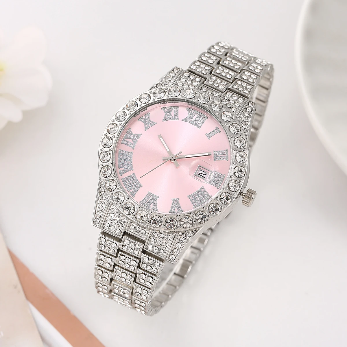 Fashionable New Style Personalized Ins-Inspired Roman Numeral Face Calendar Quartz Watch with Steel Strap, Unisex