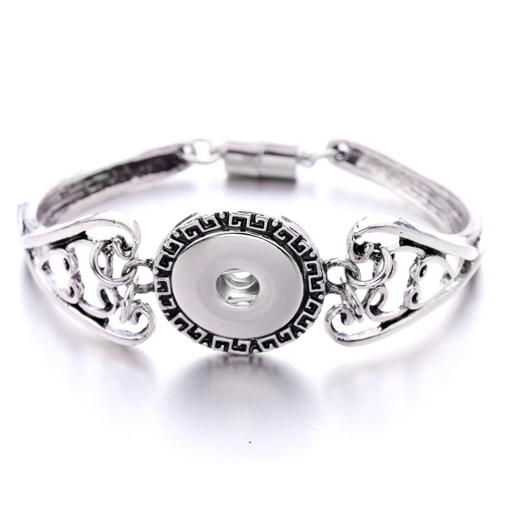 10pcs Hollow Out Heart Metal Snap Bracelet Bangles Fit 18mm Snap Buttons Jewelry for Women Men