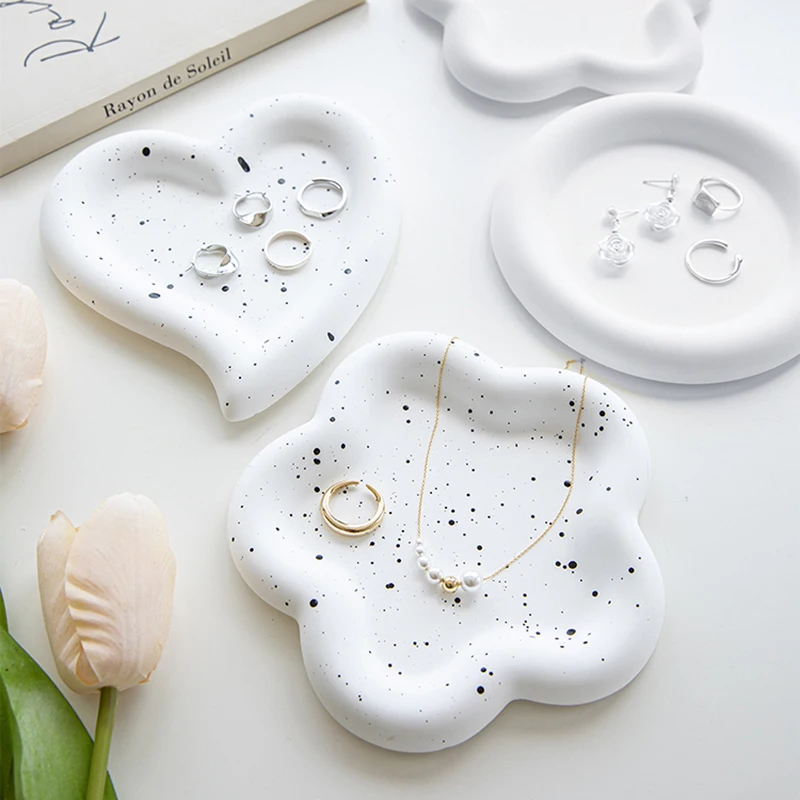 Jewelry Storage Plates Nail Art Dish Tray Flower Heart Cloud Shape Display Plate Plaster Photography Props Decorative Organizer resin jewellery tray jewelry display tray