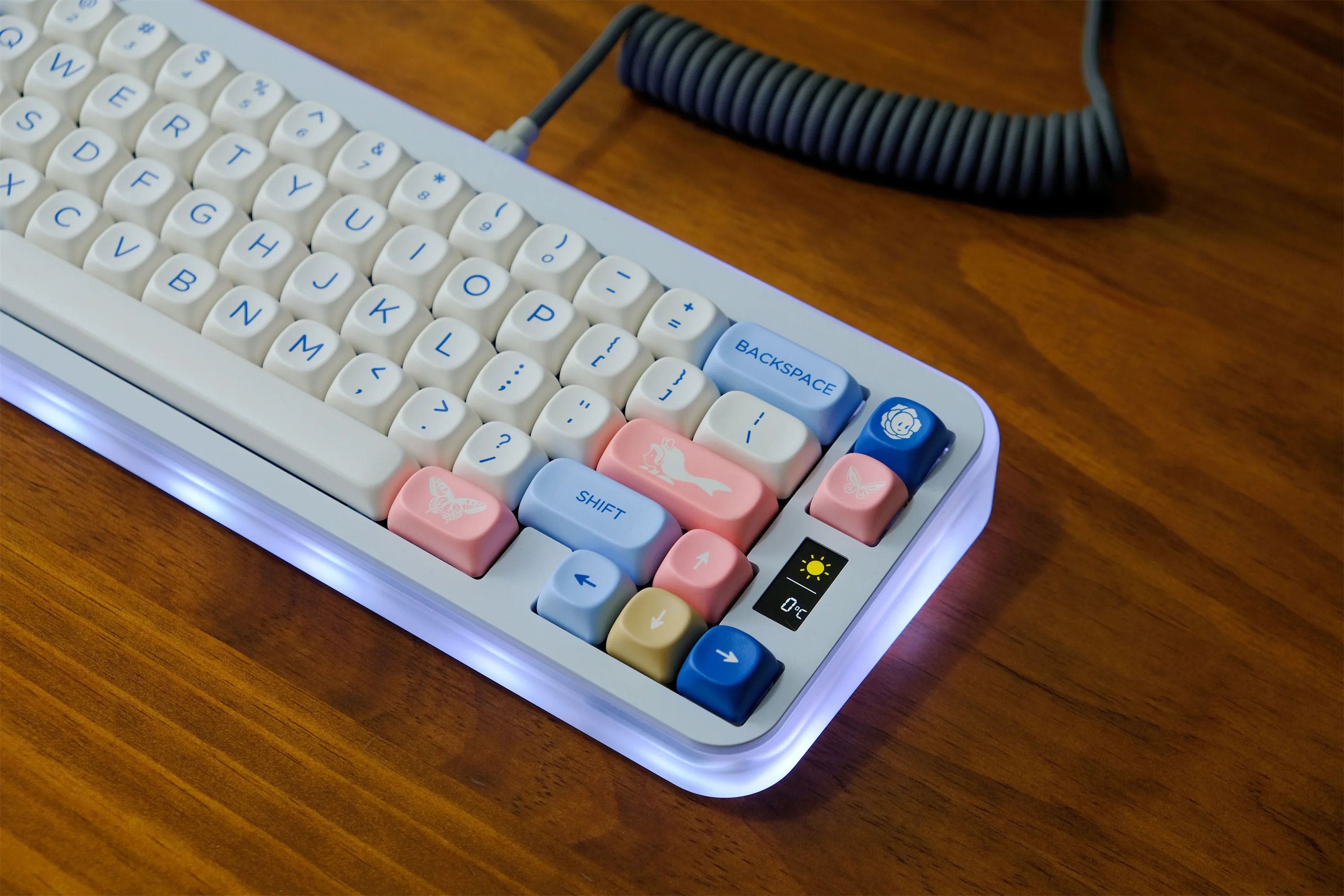 Sa7c0a0732f67472c85a77511b646f40eT - GMK Keycap UK Store