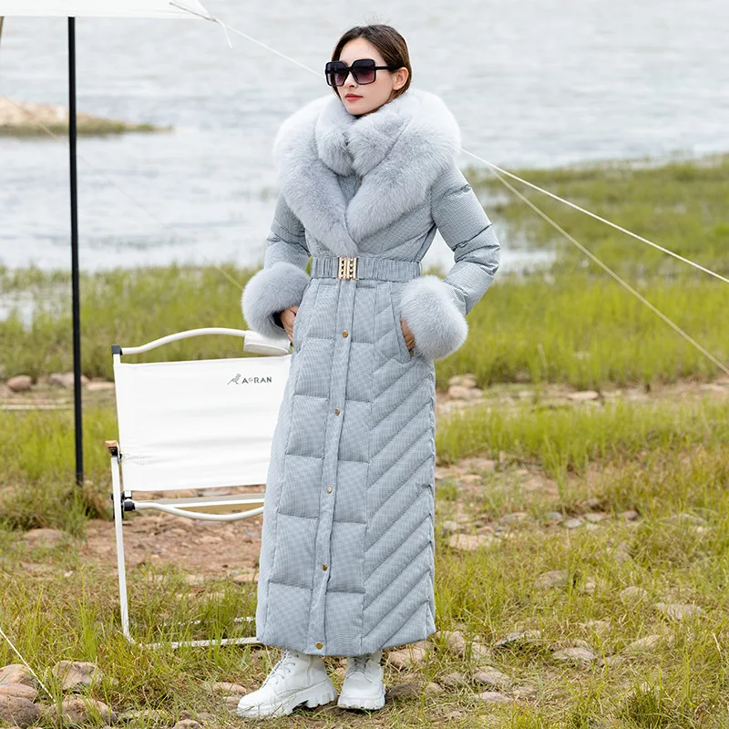 Luxury Women Long Down Coat Fox Large Fur Collar 95% White Duck Down Waterproof Slim Fit Thickened Keep Warm X-Long Down Jacket