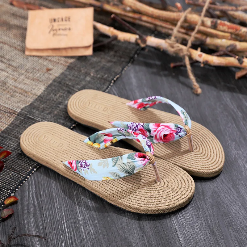 Women Fashion Hemp Rope Espadrille Beach Shoes Women's Floral Imitated Straw Slides Outdoor Flip Flops Sweet Non-Slip Sandals