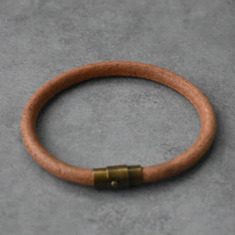 New Classic Style Men Brown Leather Bracelet Simple Magnet Clasp Button Neutral Accessories Handmaide Jewelry Gifts leather bracelet
