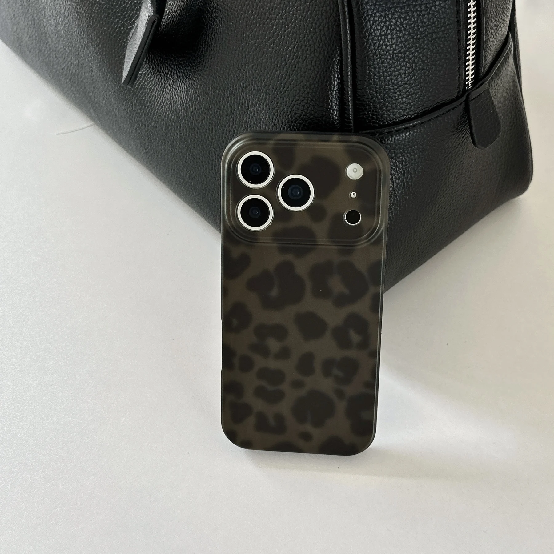 Retro Stylish Amber Color Lamber Pattern Glossy Phone Cover Case for iPhone 17 16 15 14 13 12 Pro Max Plus Air Image 19