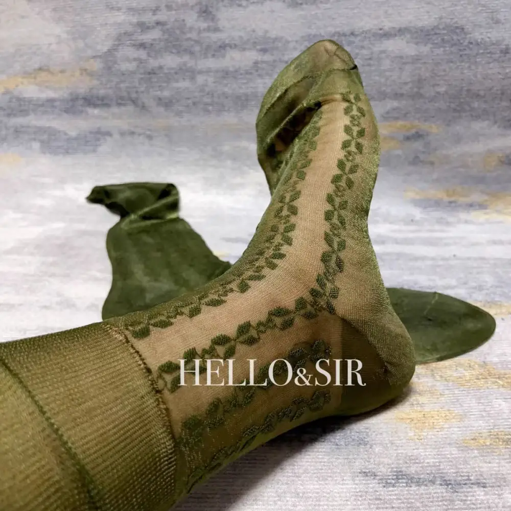 Men's Exotic Retro Jacquard Sheer Dress Socks in Army Green