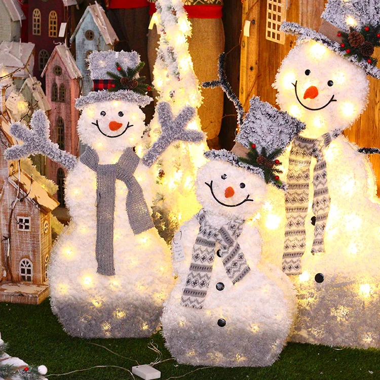 

Christmas wrought iron luminous family of three snowman set jewelry lighting snowman shopping center window holiday jewelry