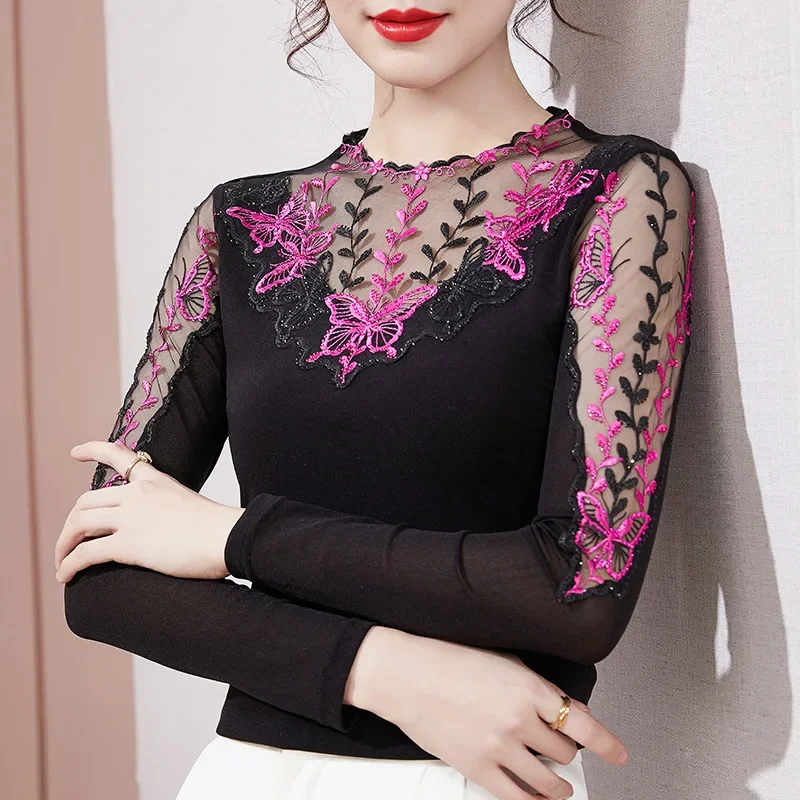 

M-4XL Women Shirt New 2024 Autumn Long Sleeve Mesh T-Shirt Elegant Slim Hollow Out Embroidered Elasticity Lace Tops V54