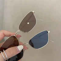 Nouveauté lunettes de soleil yeux de chat femmes lunettes Vintage marque lunettes de soleil carrées pour femmes nuances lunettes femme 4