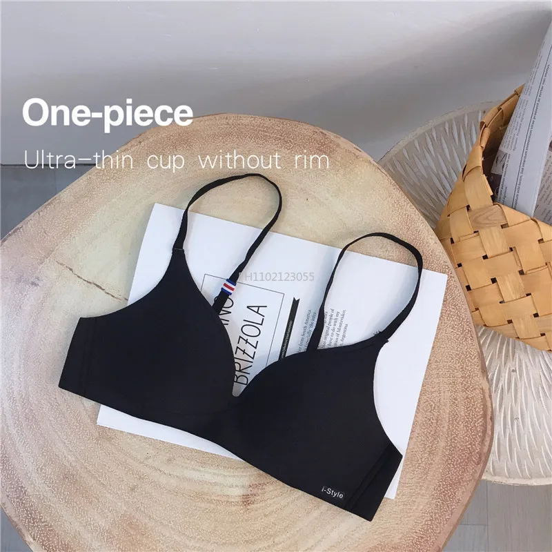 Summer Lingerie No Steel Ring Thin Small Chest Gathered One-piece Type Non-traceless Glossy Light Large Size Clothing Bra A B_voghion.com