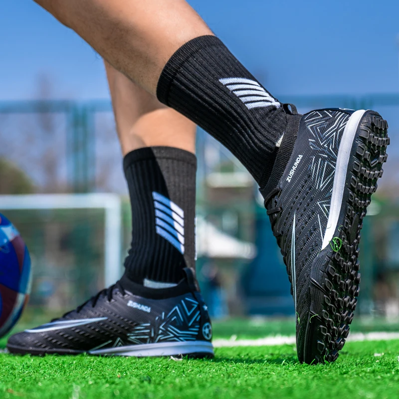 Men's Soccer Shoes TF/FG Non-Slip Turf Soccer Cleats Personalized Design Sport Shoes Casual Sneakers Fashion Football Boot 35-45
