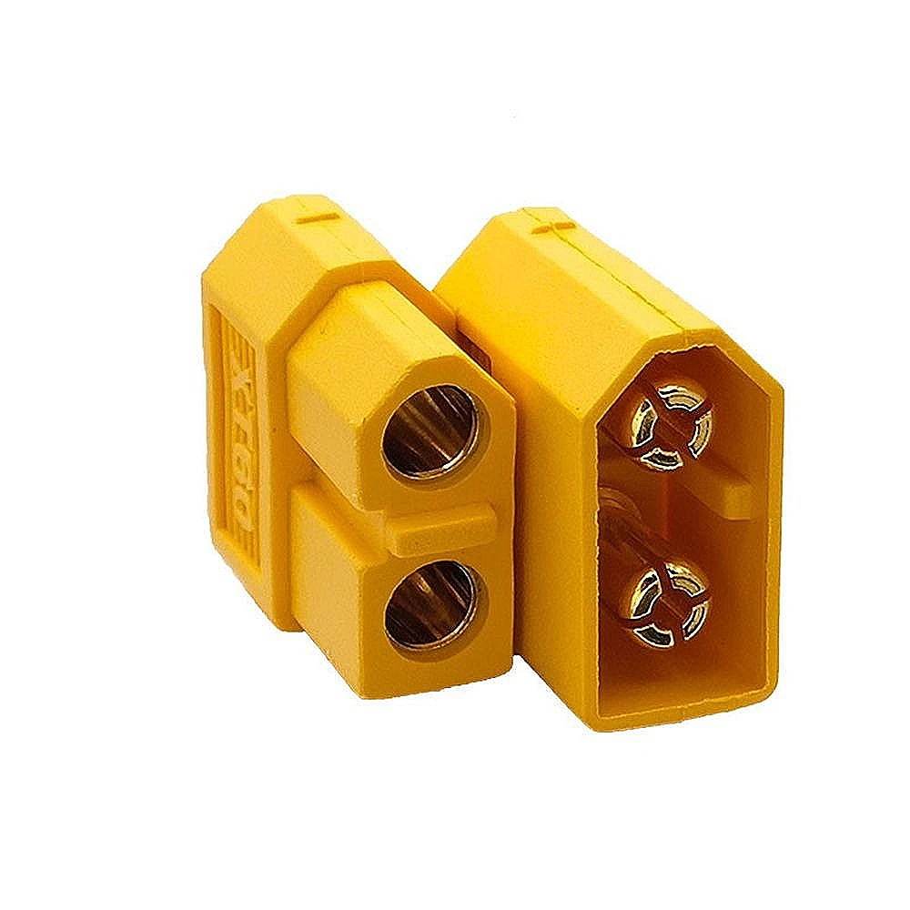Connecteurs XT60 mâle femelle démontrés sur batterie Lipo RC, connexion sécurisée.