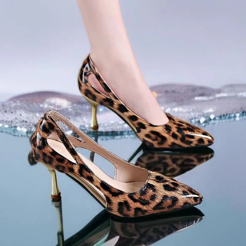 2025 Fashion leopard Women Heels Summer Hollow Pointed Patent Leather Mid-heel Heels sandals Sexy Womens Pumps high quality 2