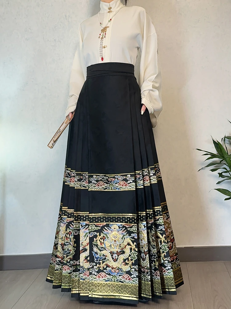 

Woven Gold Makeup Flower Daily Versatile Four Seasons Horse-Face Skirt