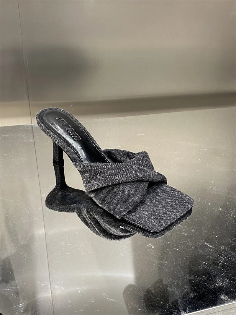 신발 여성 2025 Med Thin Heels Heeled Mules 슬리퍼 캐주얼 스퀘어 발가락 Pantofle Low Cross-Tied High Luxury New Denim Summer Fab