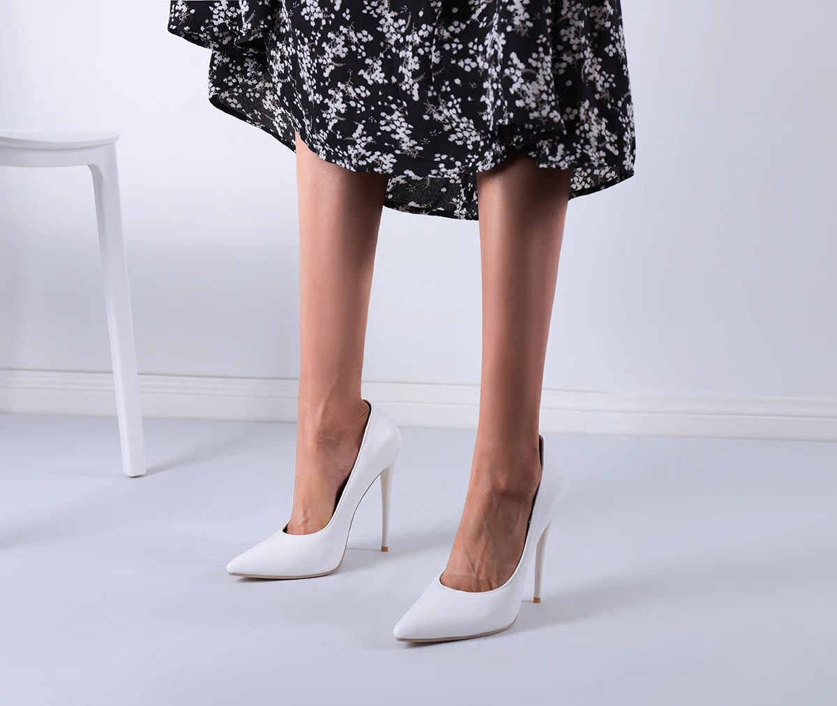High Heels für Damen, Stiletto-Absätze für Partys, Brautschuhe, elegante Pumps mit spitzer Zehenpartie, Designer-Pumps im neuen Stil, Übergrößen 47, günstiger Ausverkauf, schwarze, rote, weiße Leder-High-Heels, matt, einfarbig – Detail 19