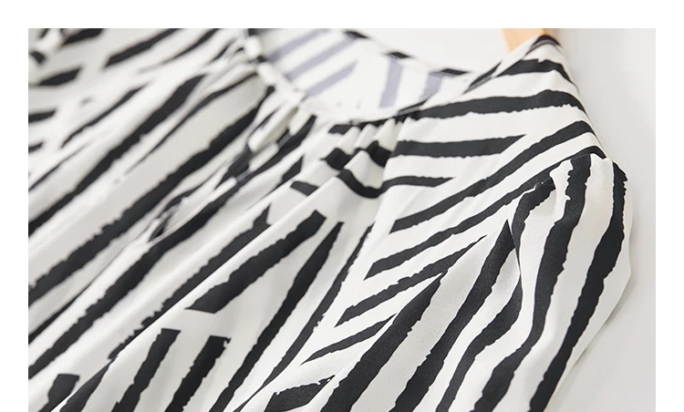 SENTUBILA Women Elegant Print Chiffon Blouses and Tops 2025 Contrast Striped Round Neck Puff Sleeve Loose Autumn Shirts 133V5130