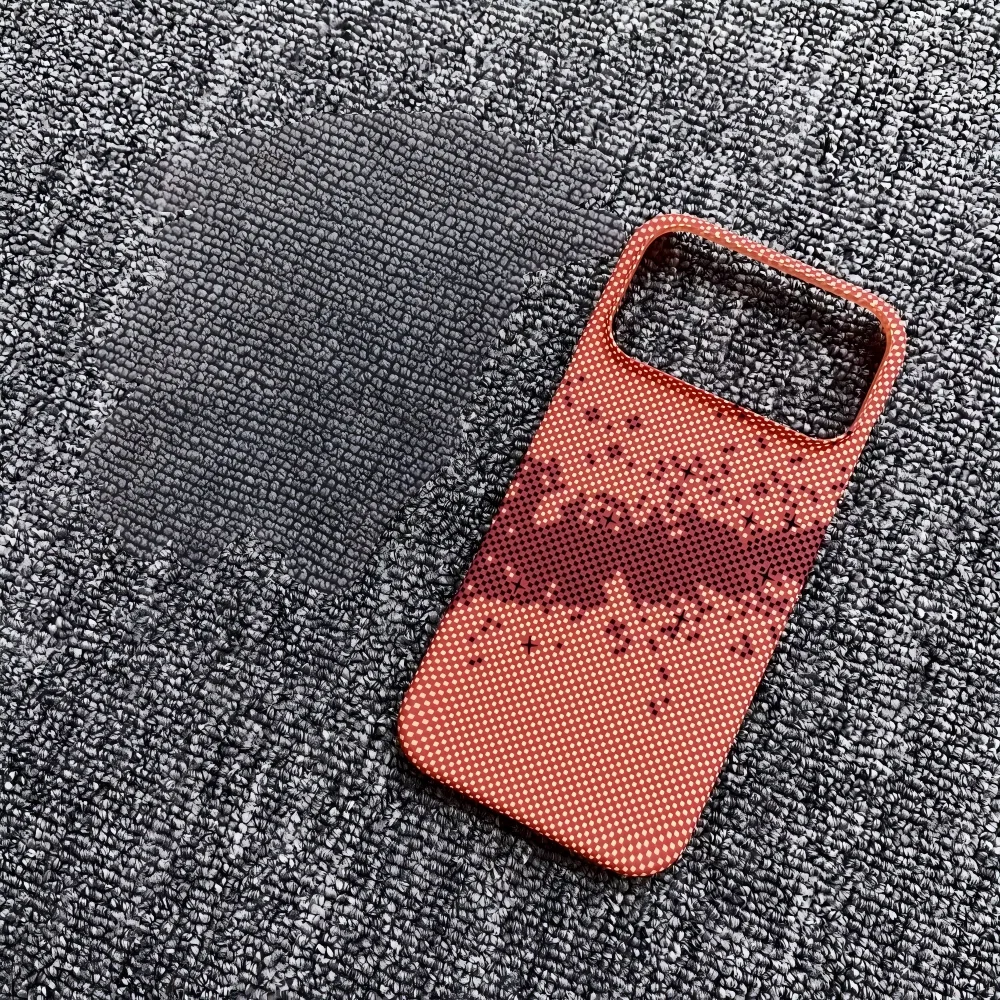 Sleek Carbon Fiber Kevlar MagSafe Phone Case with Fashion Texture