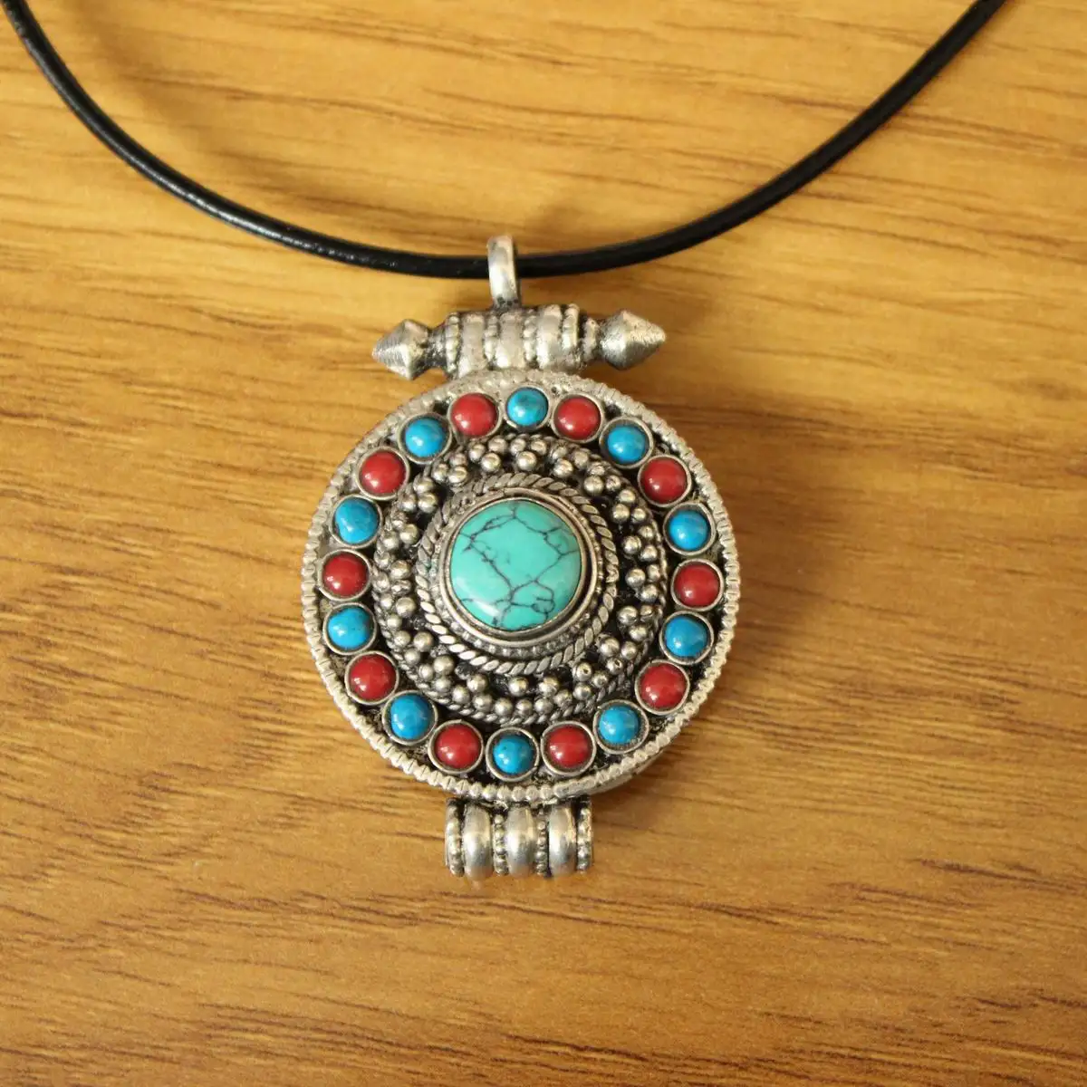 

PN197 Tibetan Silver Inlaid Colorful Coral Turquoises Beads 32mm Round Prayer Gau Box Pendant Necklace Handmade Nepal Jewelry