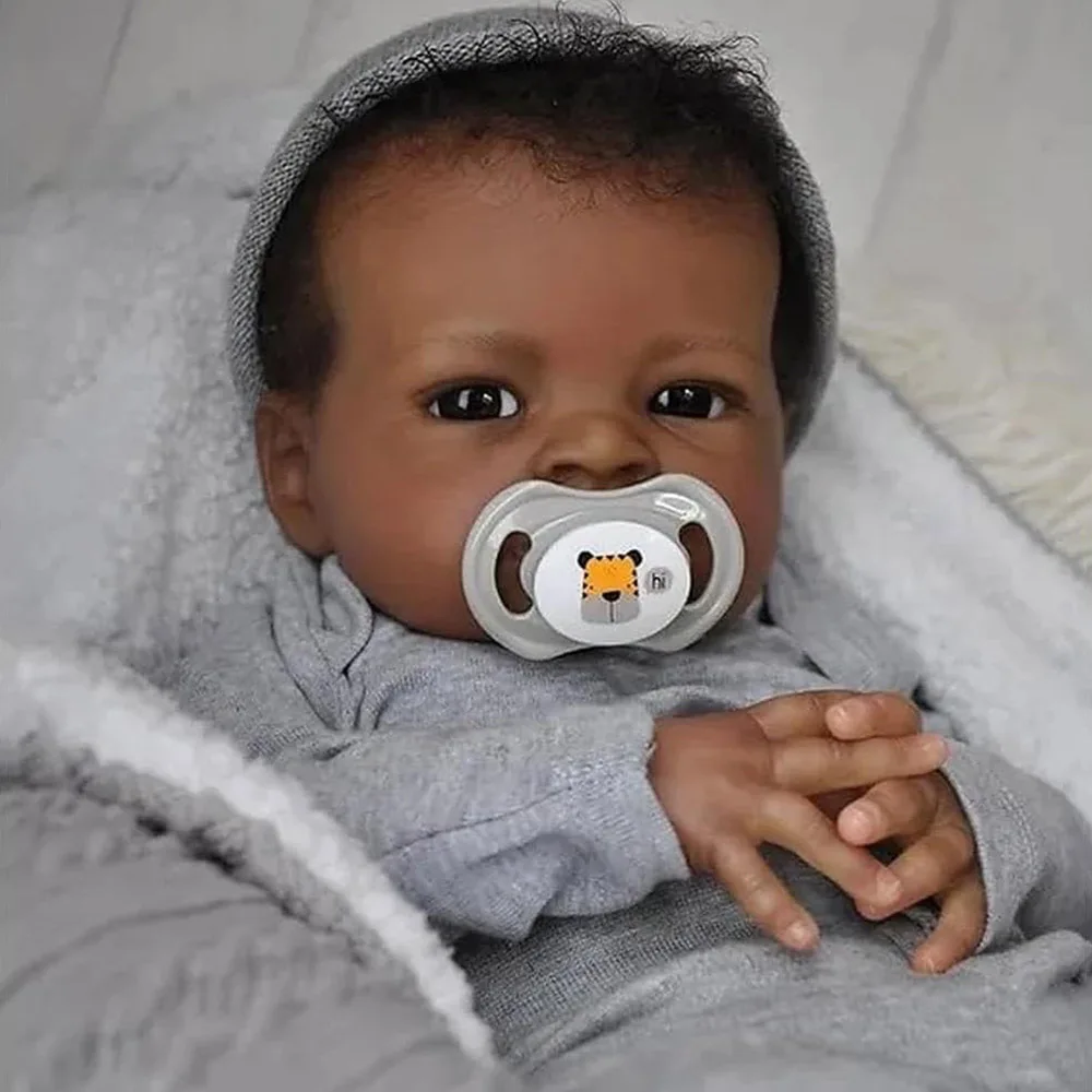 リアルな赤ちゃん人形 黒人男の子 50cm リボーンドール シリコン