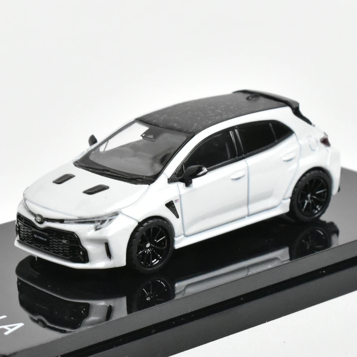 HOBBY JAPAN 1:64 GR Corolla Diecast Model Car 2