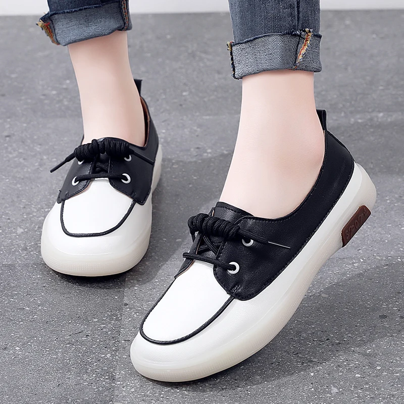 Genuine Leather Female Single Shoes Lace-up Flat Bottom Casual Korean Version of The Student Soft Bottom Board Shoes